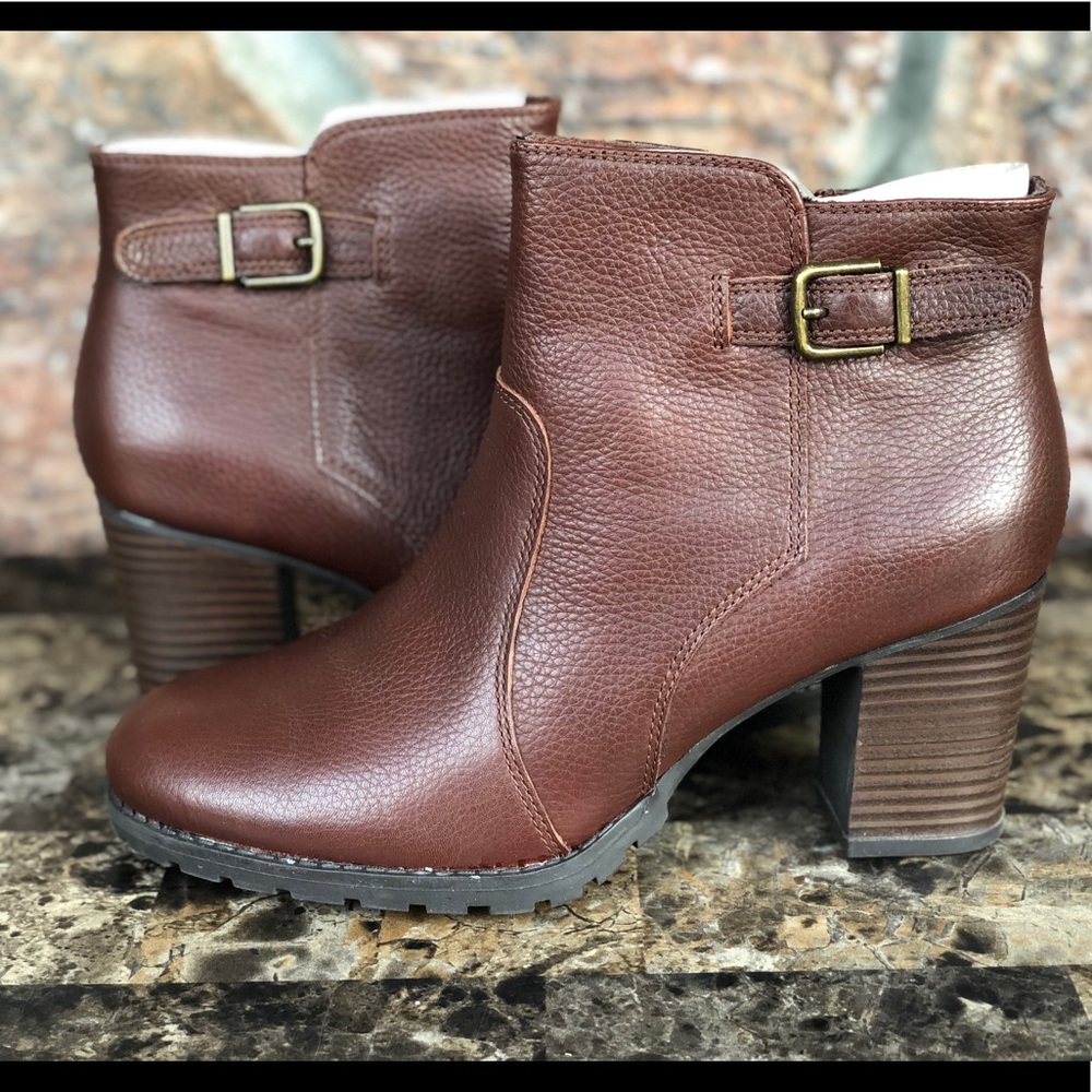 NEW Clarks Collection Verona Leather Gleam Booties - Picture 14 of 15